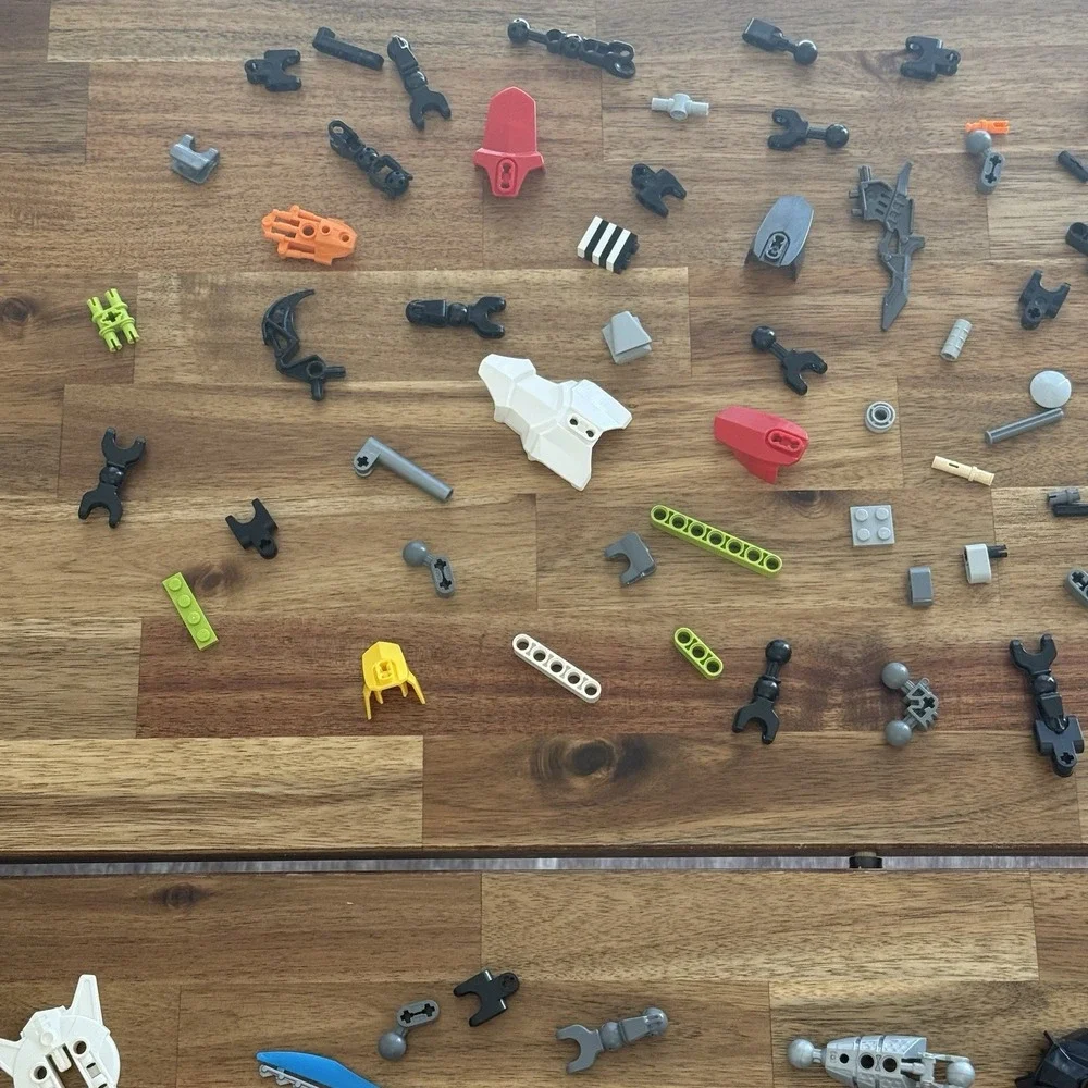 LEGO BIONICLE Hero Factory Bulk Lot of 200+ Parts Pieces 12 oz. SEE PICTURES!
